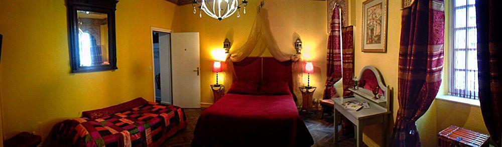 Hotel De La Tour De L'Horloge Dinan Zewnętrze zdjęcie