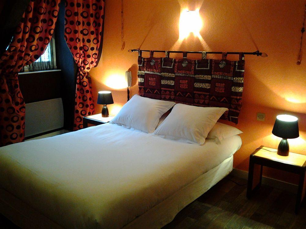 Hotel De La Tour De L'Horloge Dinan Zewnętrze zdjęcie