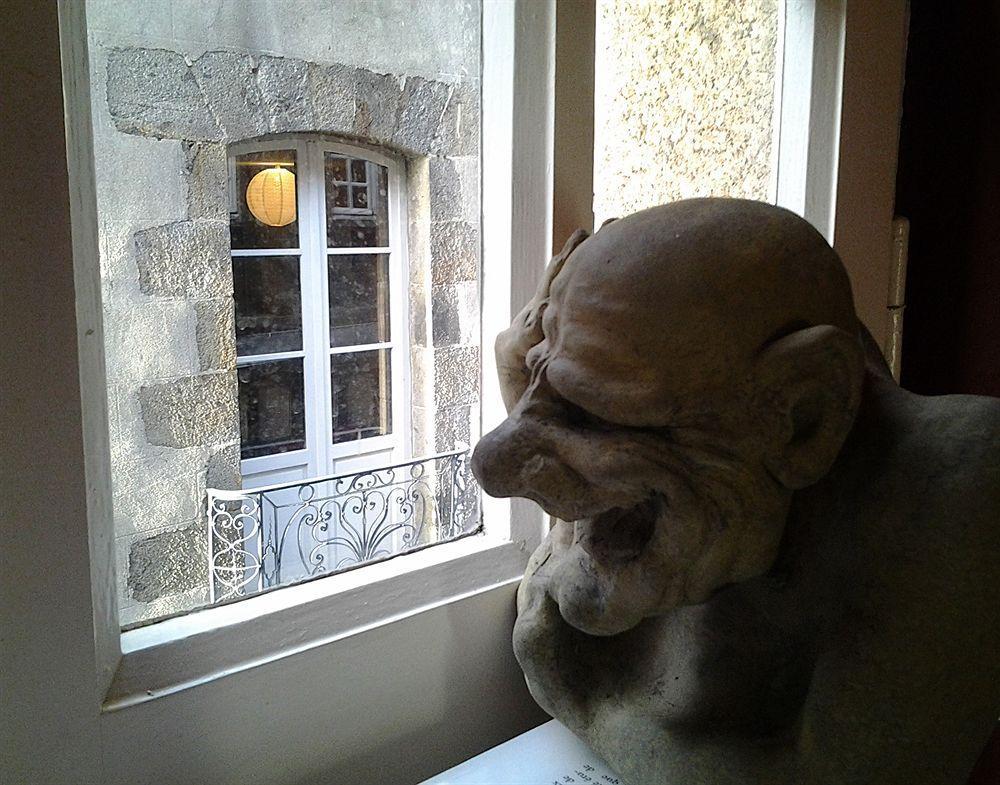 Hotel De La Tour De L'Horloge Dinan Zewnętrze zdjęcie