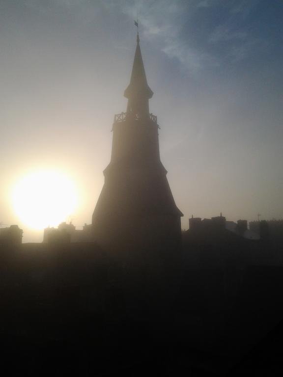 Hotel De La Tour De L'Horloge Dinan Zewnętrze zdjęcie